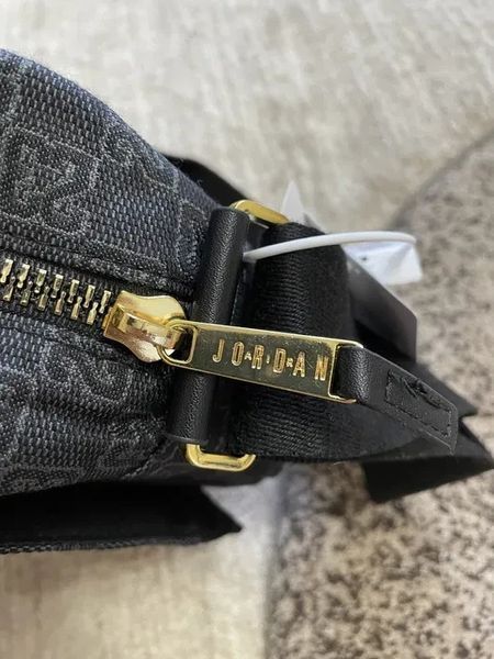 Сумка месенджер Jordan monogram, nike jordan сумка месенджер Jordan nt737 фото